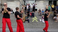 Deutscher Bundestag, Tag der Ein- und Ausblicke 2010, Musiker, Wegeleitung auf den Treppen